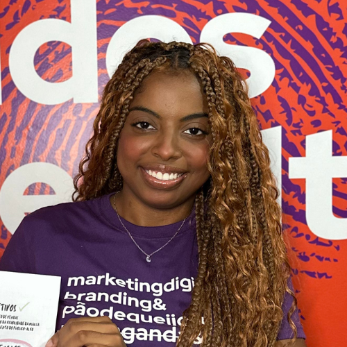 Quesia Ramos - Social Media